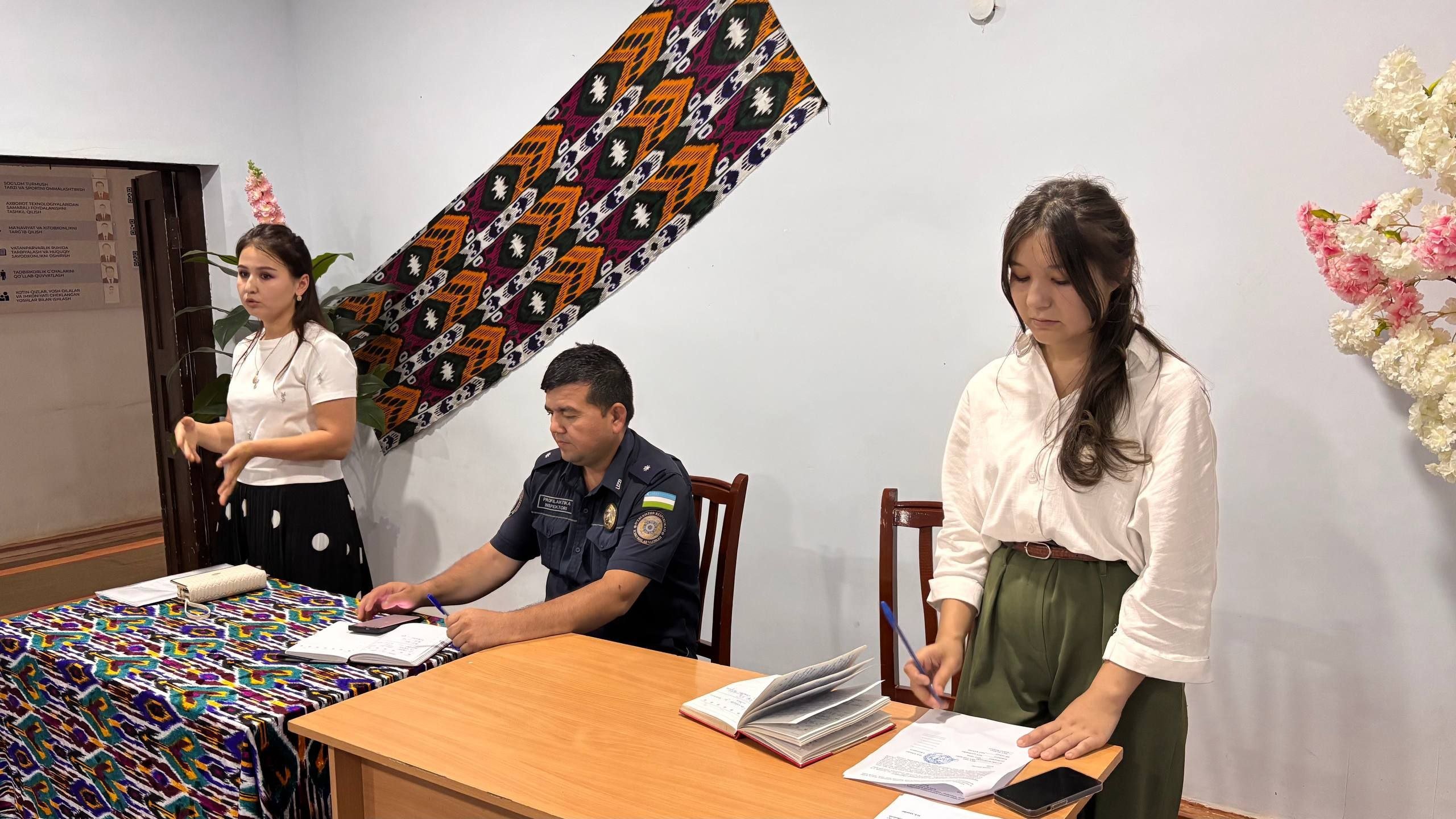 Aholi salomatligini saqlash maqsadida olib borilayotgan "Yangicha mahallabay" ishlash dasturi boʻyicha yigʻilish oʻtkazildi.